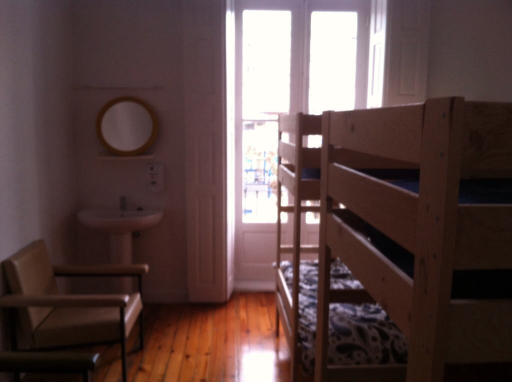 Albergue De Peregrinos La Bilbaina Santoña Exteriér fotografie